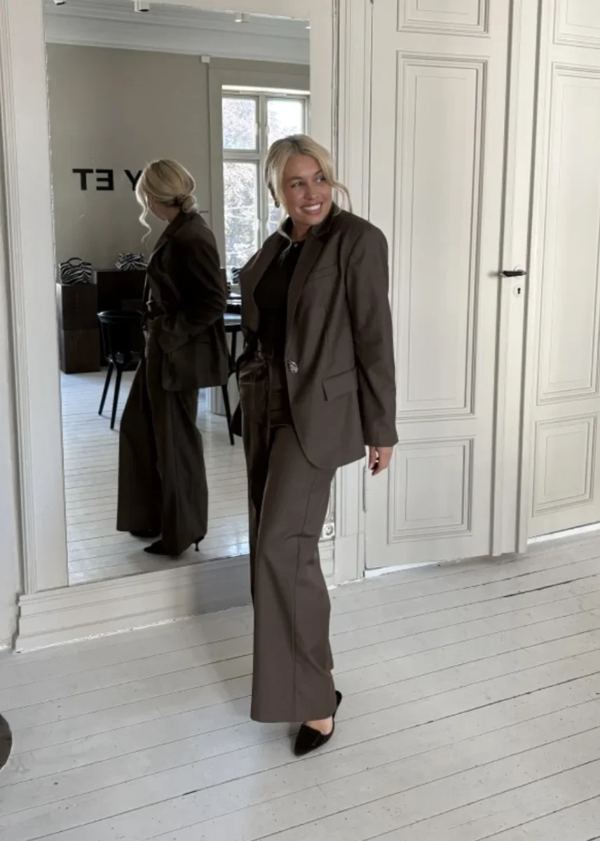 Blazere | Alleny - Classic Suiting